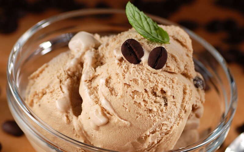 Coffee Ice Cream in Bowl — Brown