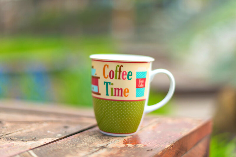 Coffee Mug on Table — Green