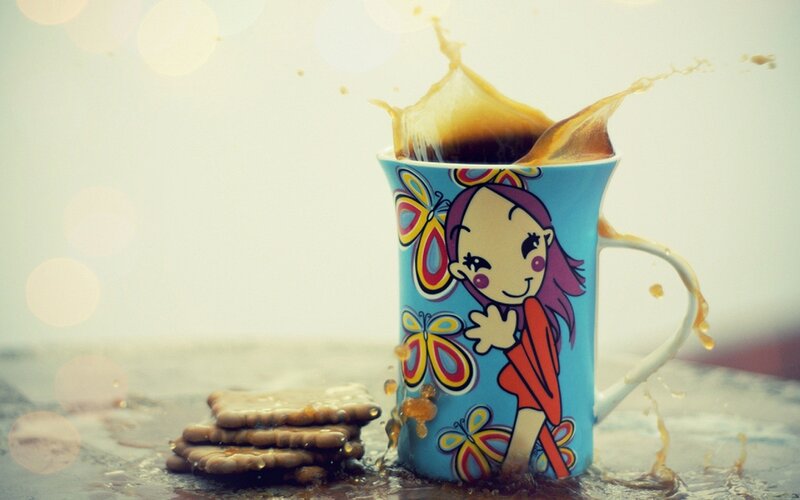 coffee splashing from mug