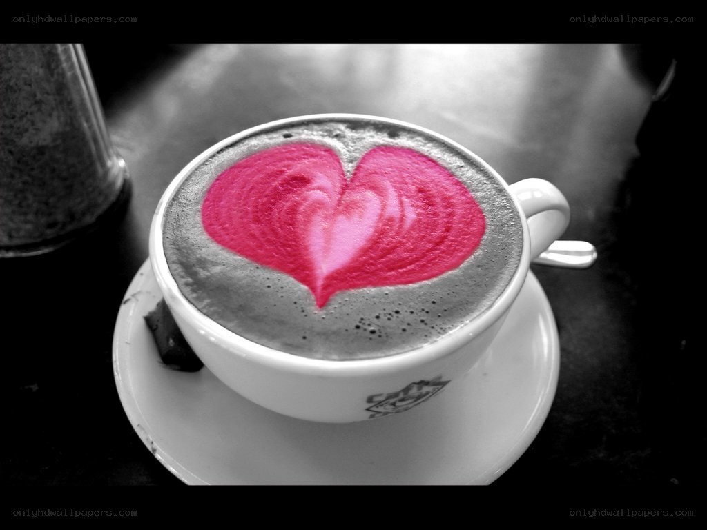 coffee with heart latte art