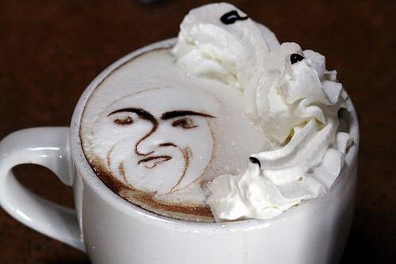 Coffee with Latte Art — White