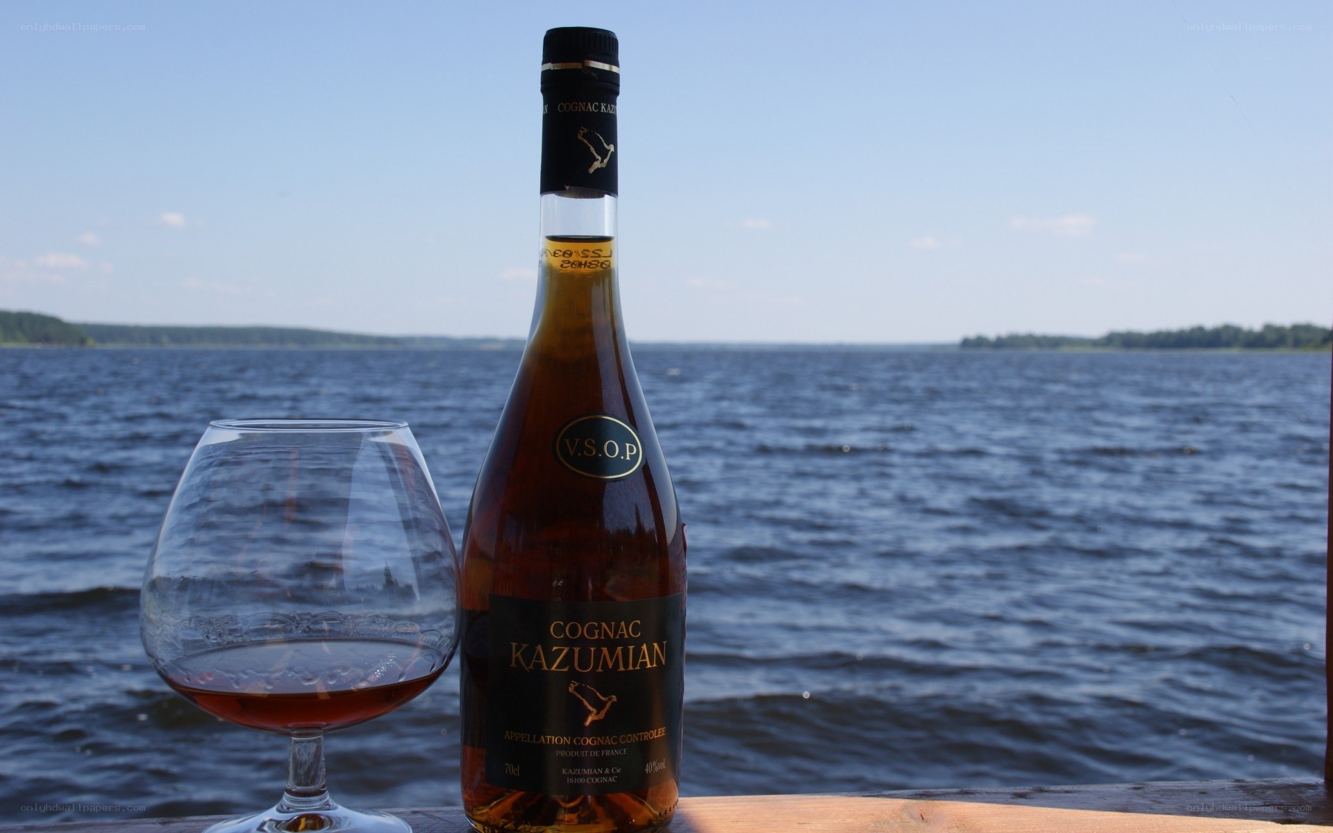Cognac by the lake