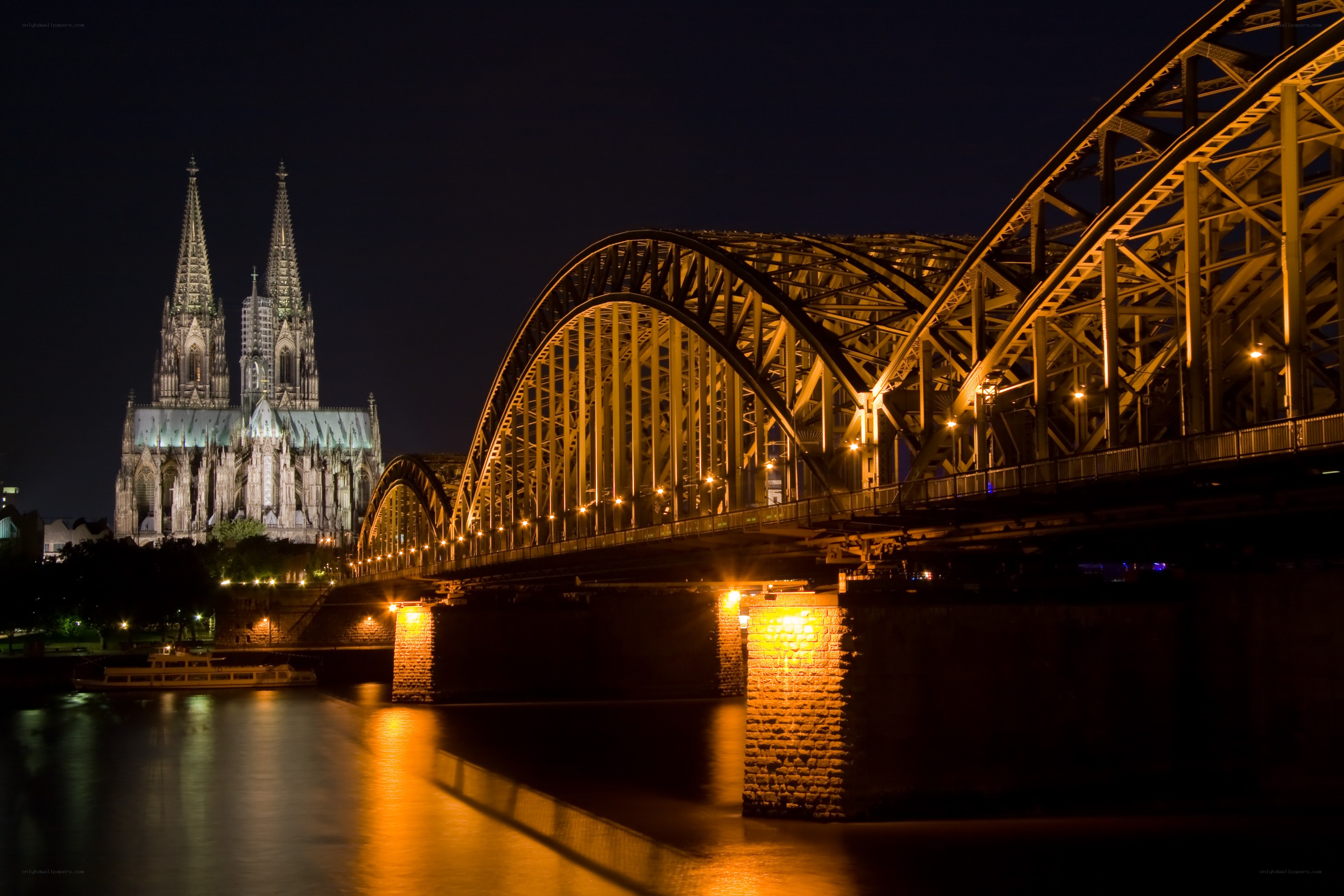 Cologne Cathedral at night