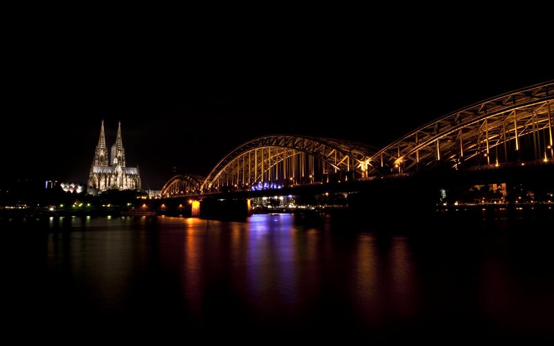 Cologne Cathedral at Night — Black
