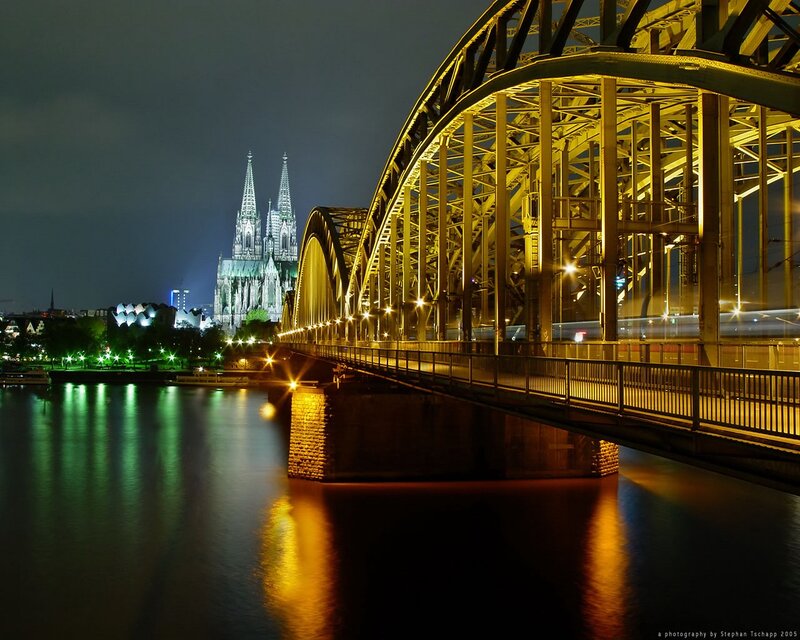 Cologne Cathedral at Night — Yellow