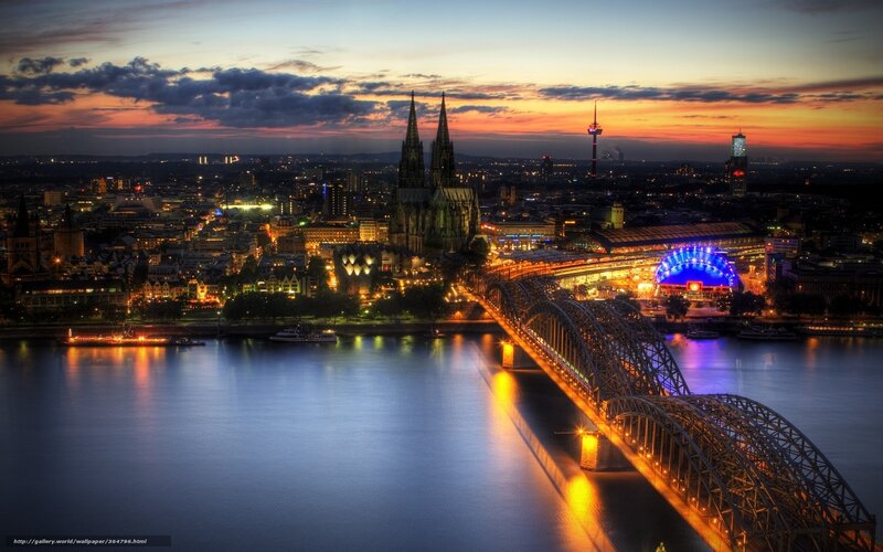 Cologne Skyline at Dusk — Blue
