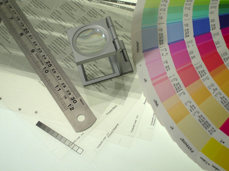 Color swatch and magnifying glass