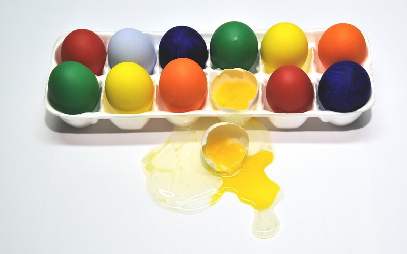 Colored Eggs in Carton — White