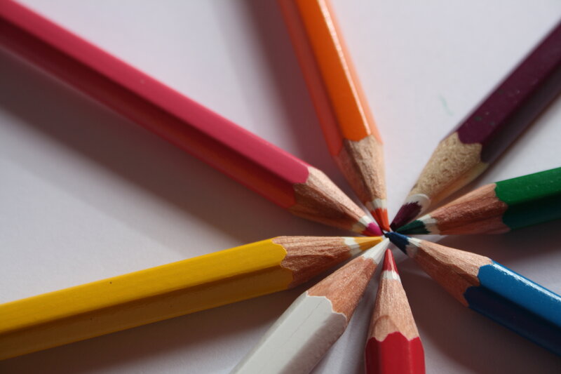 Colored Pencils Arranged in Circle — Yellow