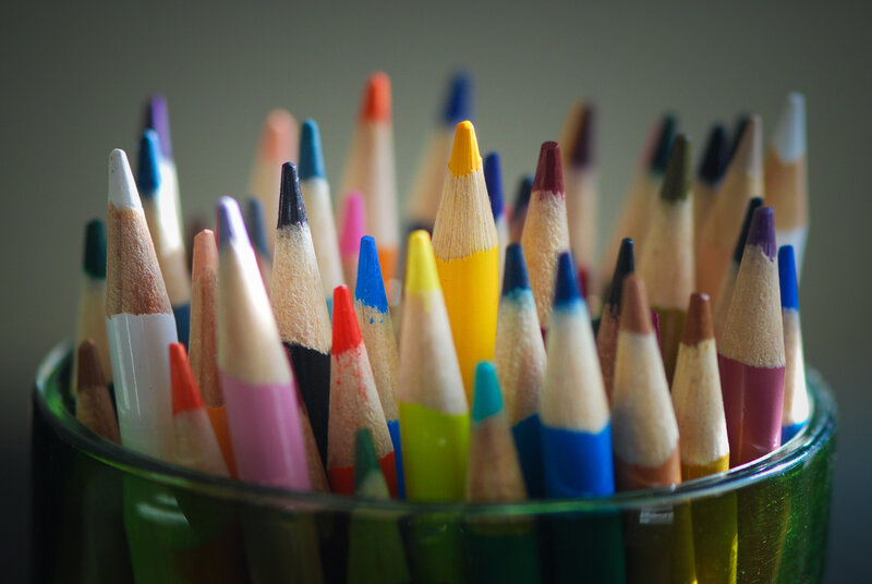 Colored Pencils in Cup — Green