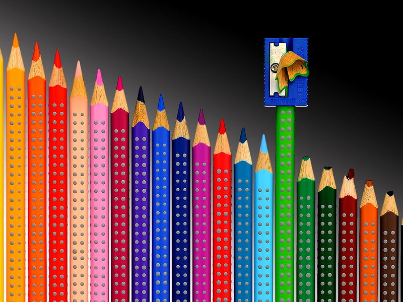 Colored Pencils in Row — Green