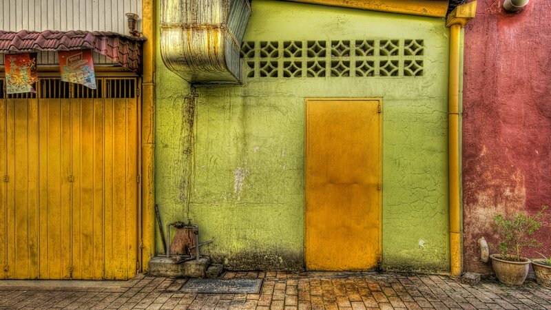 Colorful Alleyway Wall