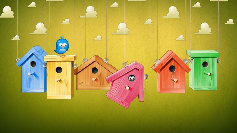 Colorful Birdhouses Hanging — Green