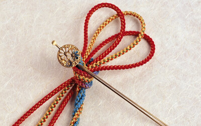 Colorful braided hair ornament