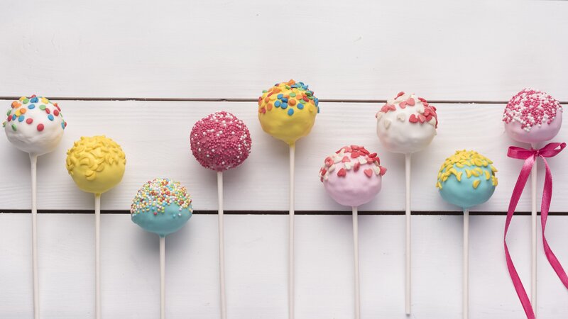 Colorful Cake Pops — White
