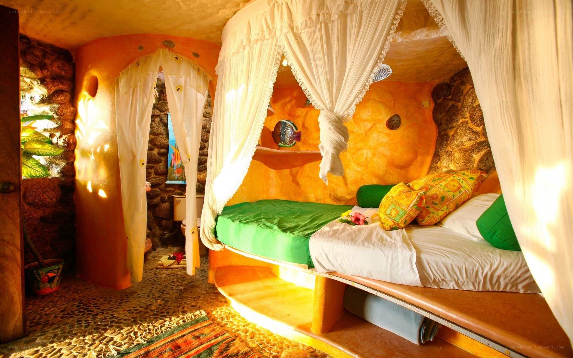 Colorful cave-style bedroom