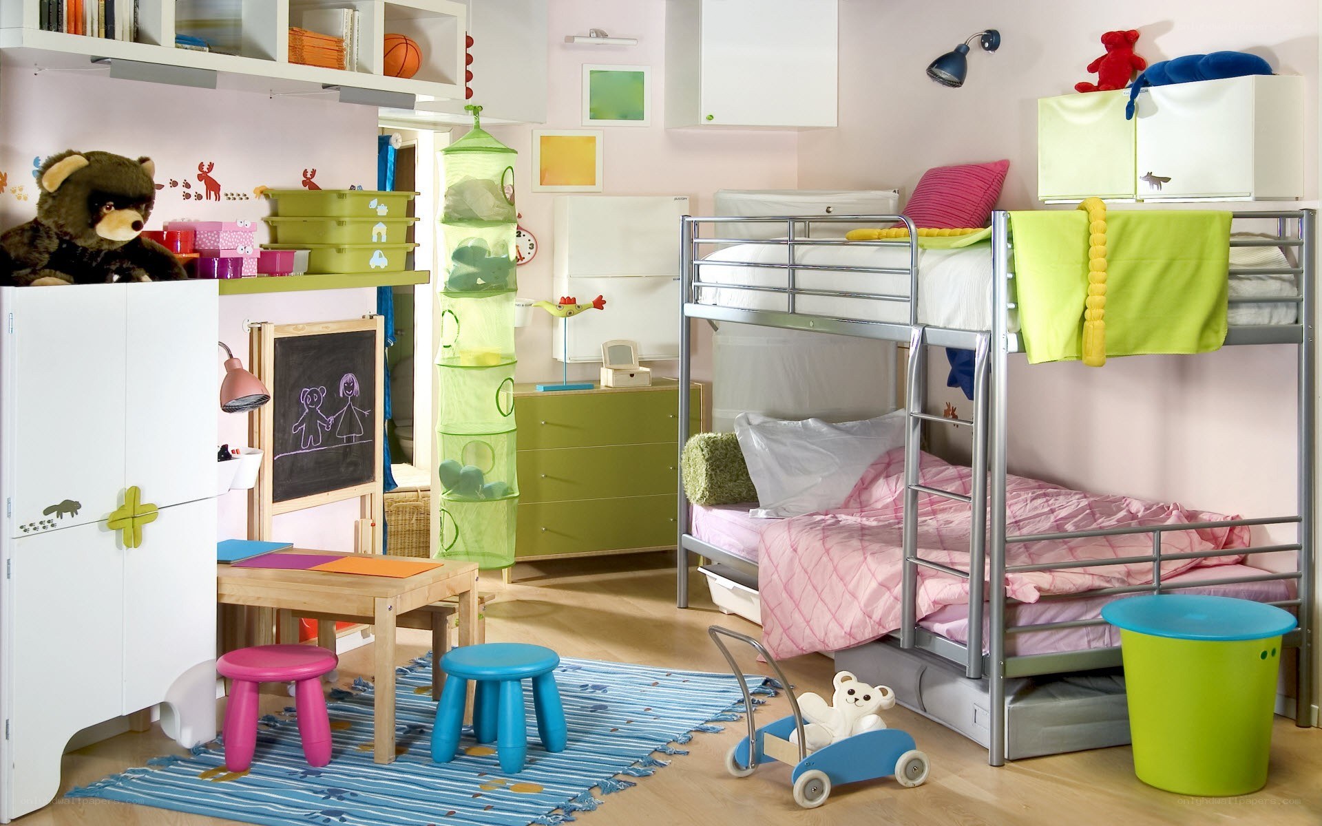 Colorful children's bedroom