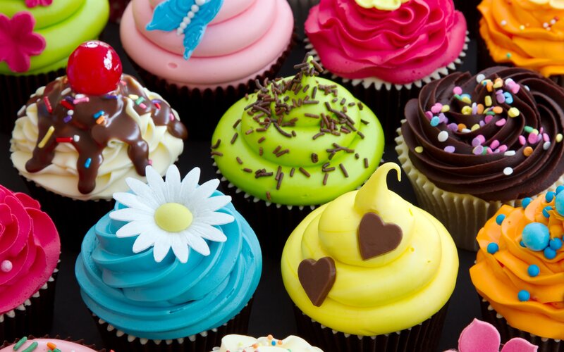 Colorful Cupcakes — Blue
