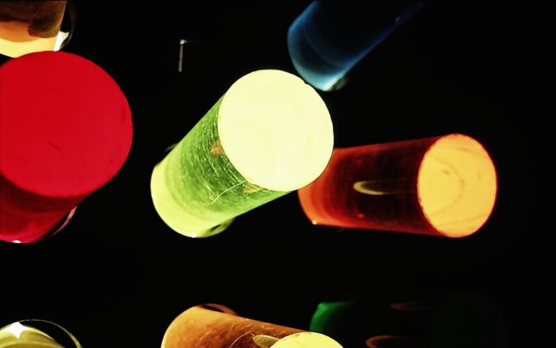 Colorful cylinders in dark space