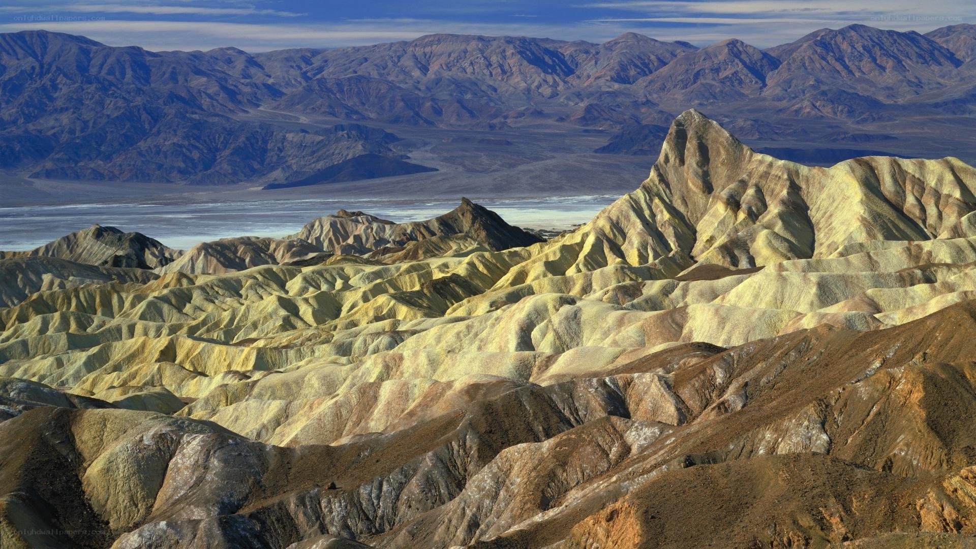 Colorful desert mountains landscape