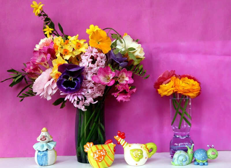 Colorful flowers and figurines