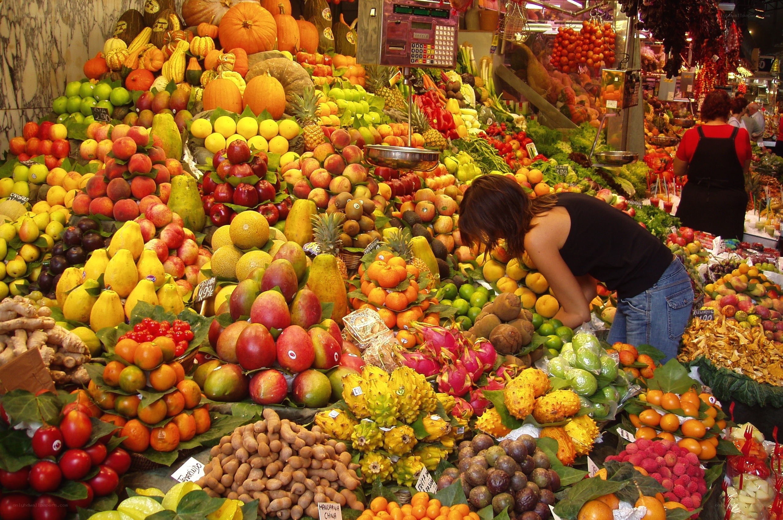 Colorful fruit market stall