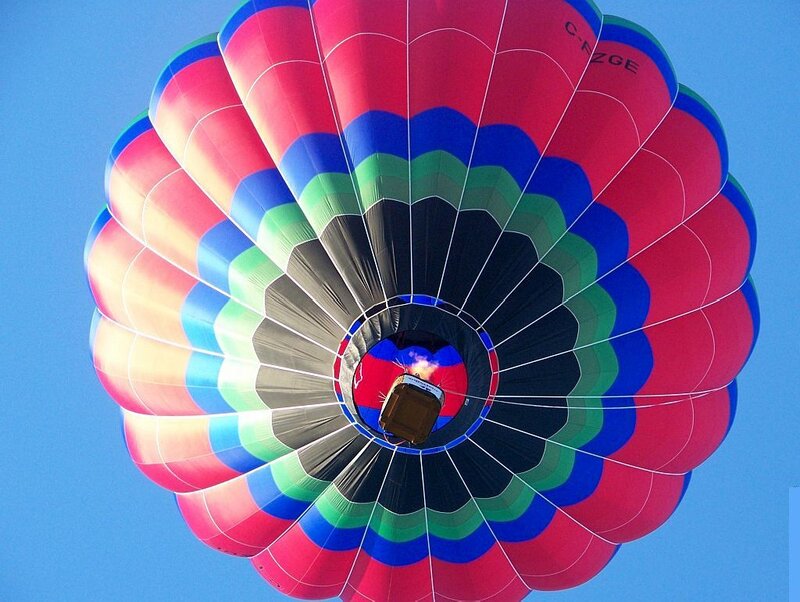 Colorful Hot Air Balloon — Red