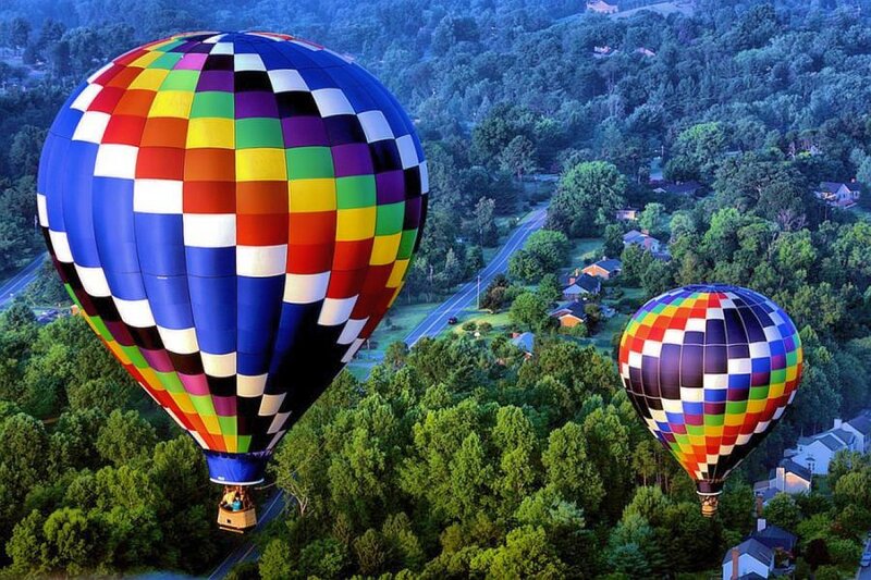 Colorful Hot Air Balloons — Blue