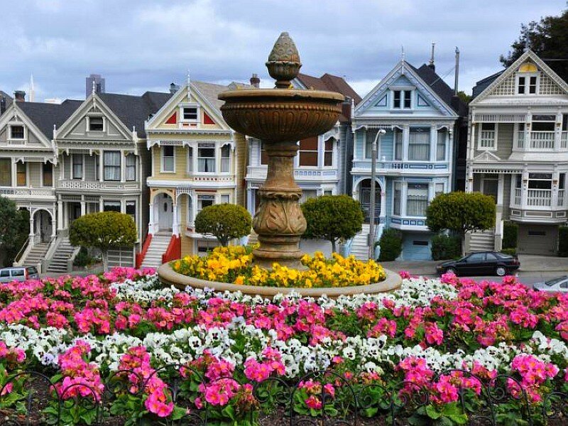 Colorful houses and fountain in San Francisco