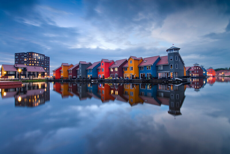 Colorful Houses on Water — Blue