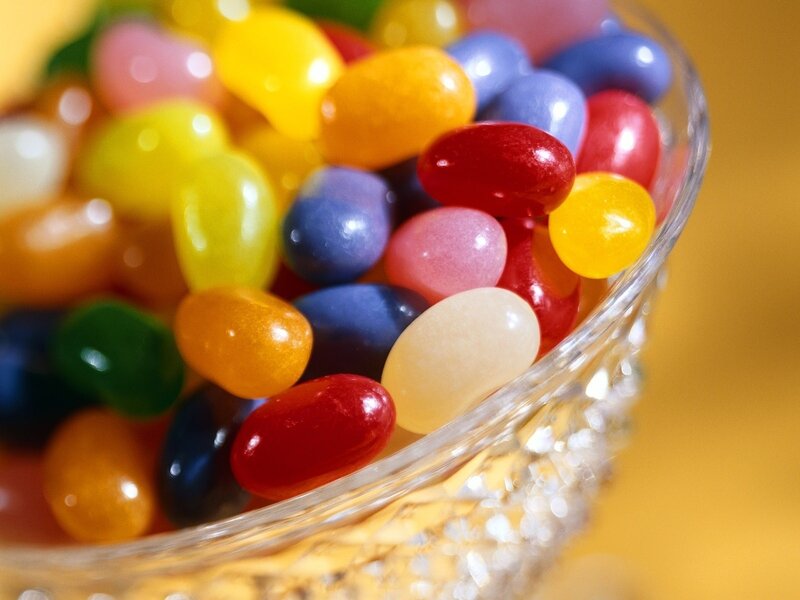 Colorful jelly beans in a bowl