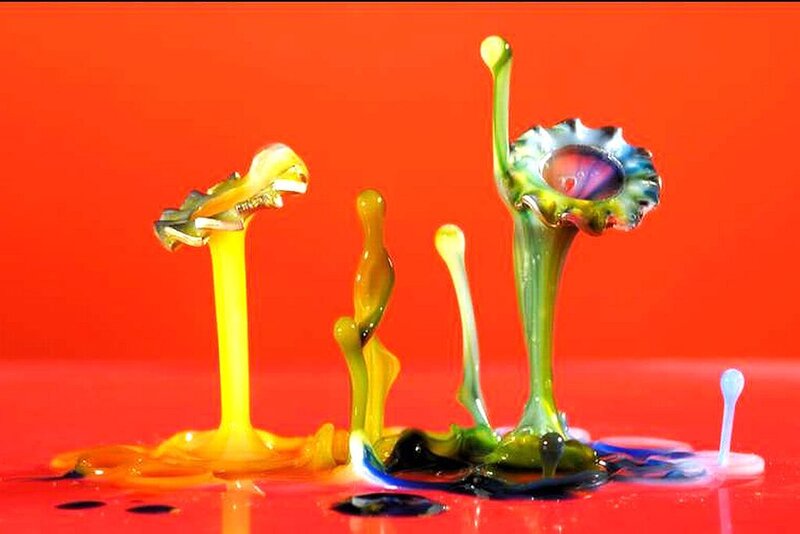 Colorful Liquid Splashes — Red