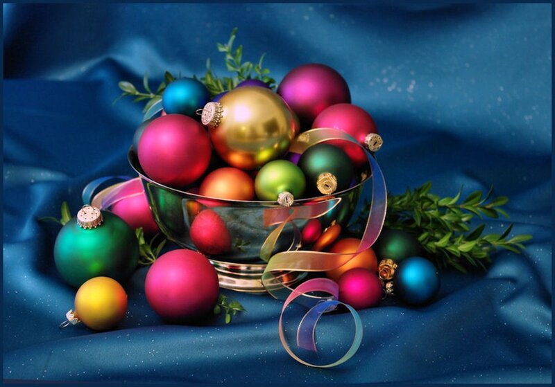 Colorful Ornaments in Bowl — Blue