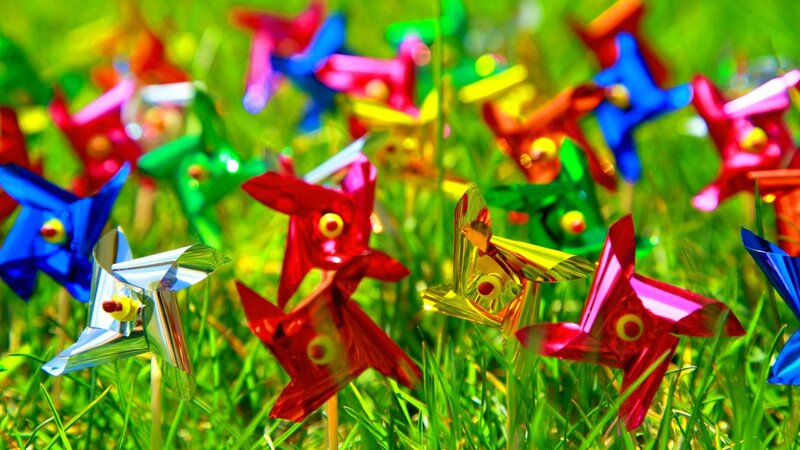 Colorful Pinwheels in Grass — Green