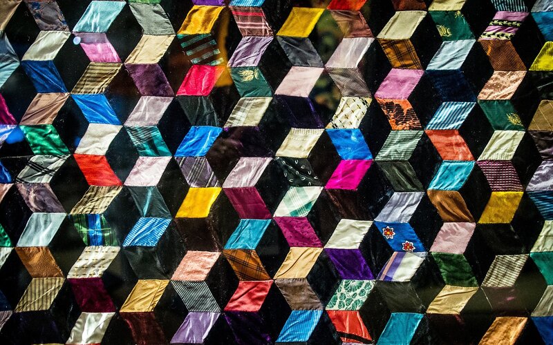 Colorful Quilt Pattern — Black