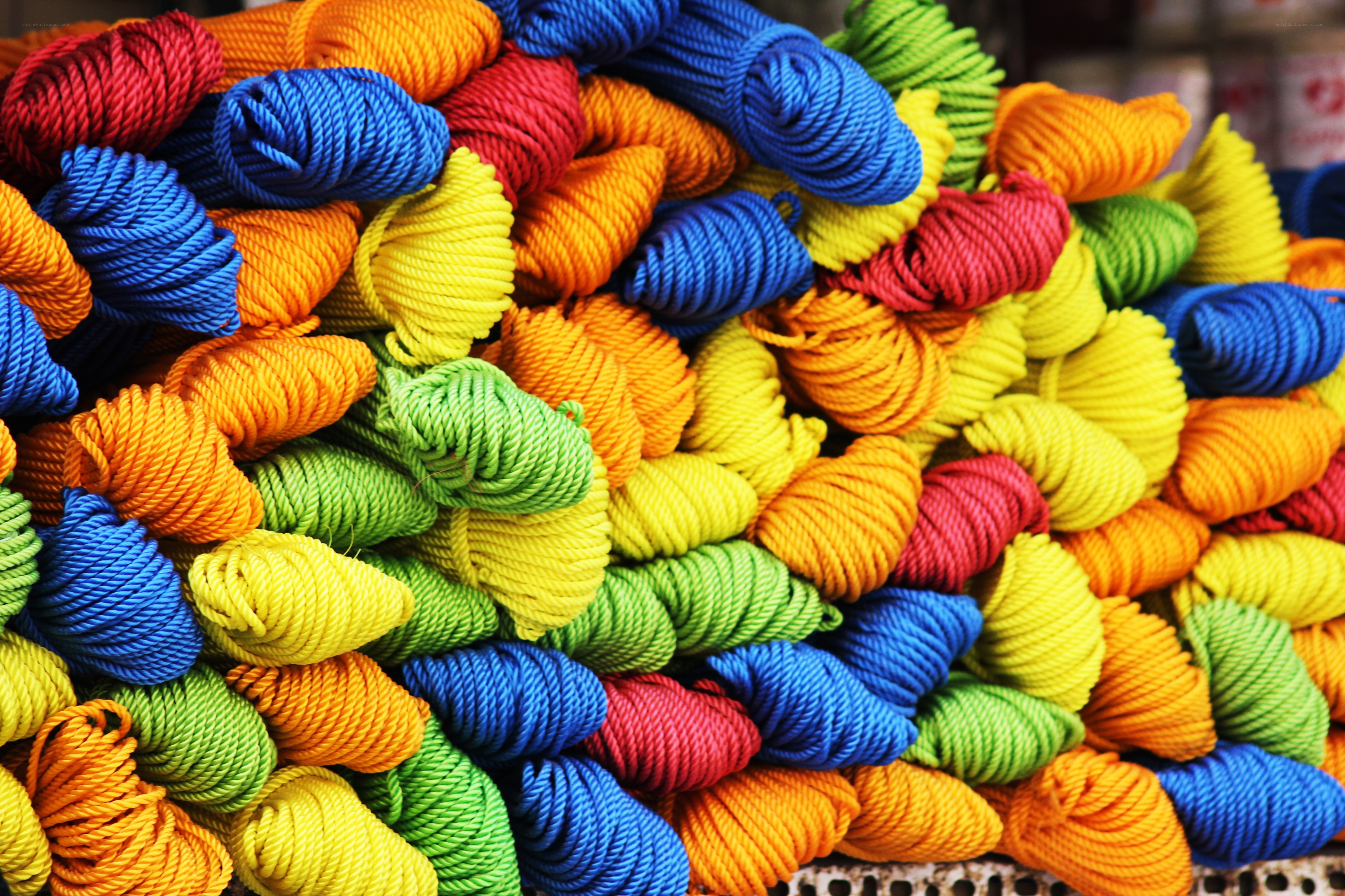 Colorful rope bundles