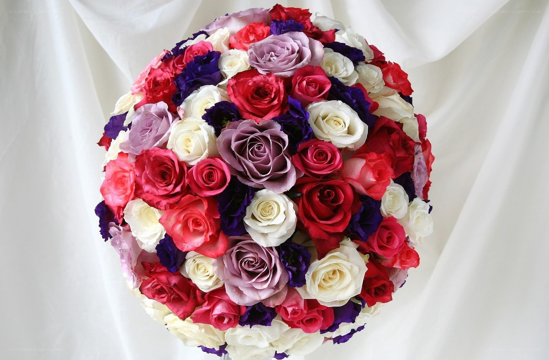 Colorful rose bouquet