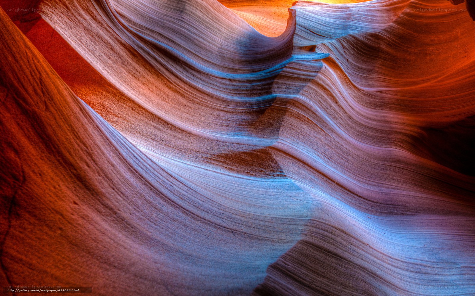 Colorful sandstone canyon walls