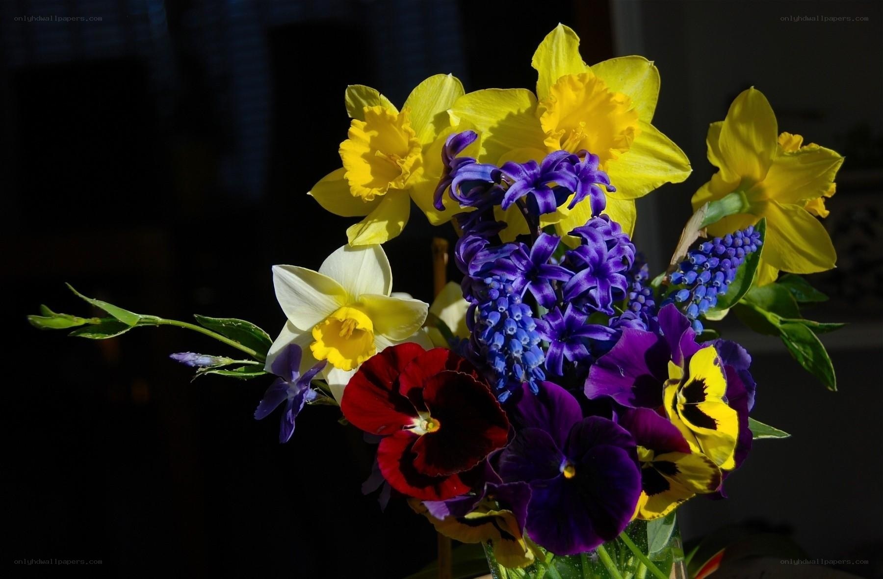 Colorful spring flower bouquet