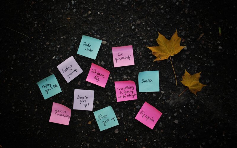 Colorful Sticky Notes — Pink