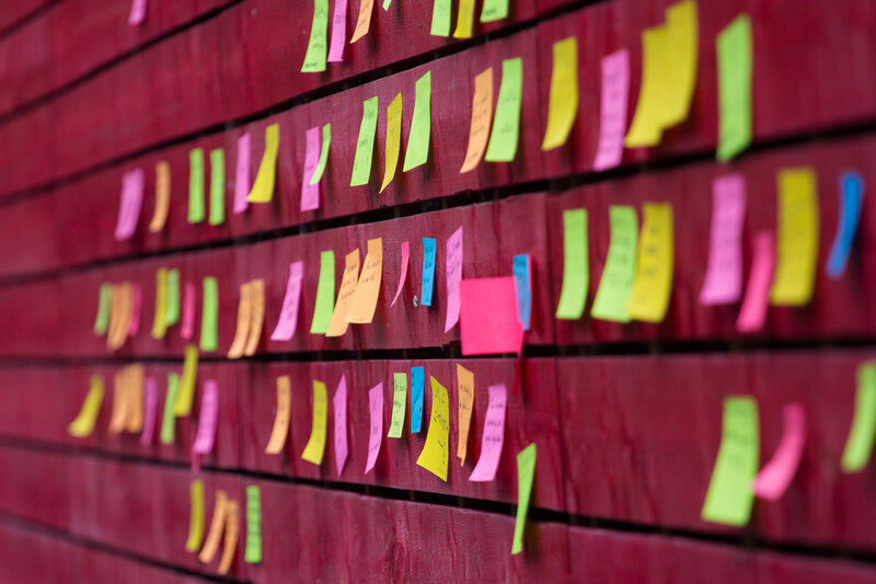 Colorful Sticky Notes — Red