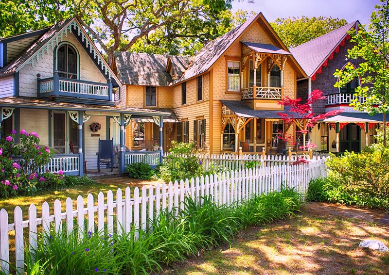 Colorful Victorian Houses — Yellow
