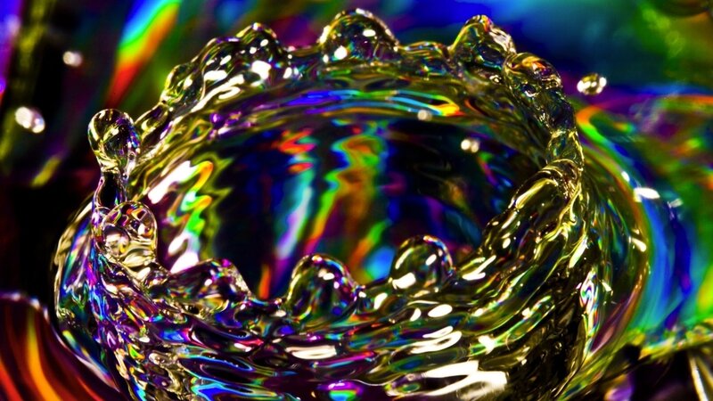Colorful water splash ring