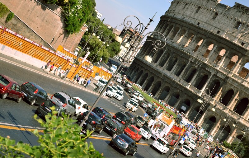 Colosseum and traffic in Rome