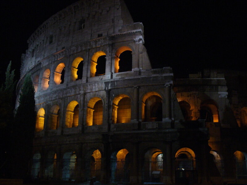 Colosseum at Night — Black, Dramatic
