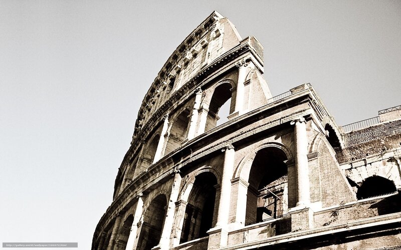 Colosseum in Rome — Gray, Dramatic
