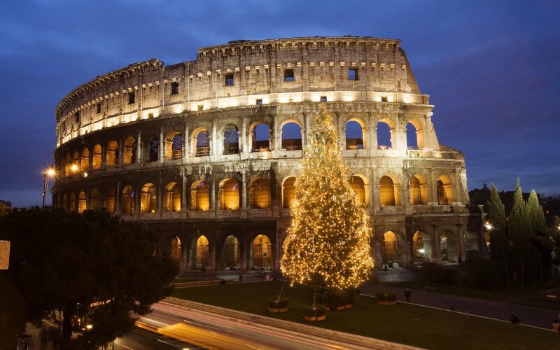 Colosseum with Christmas Tree — Blue, Festive