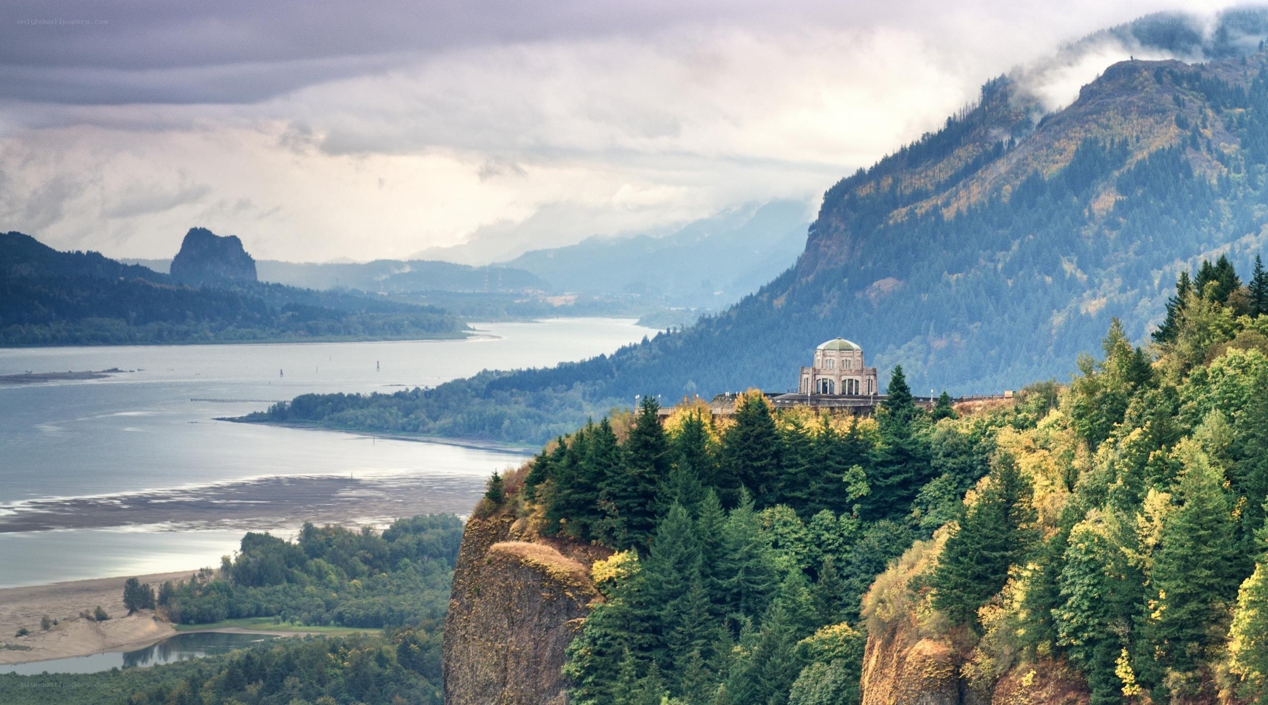 Columbia River Gorge vista