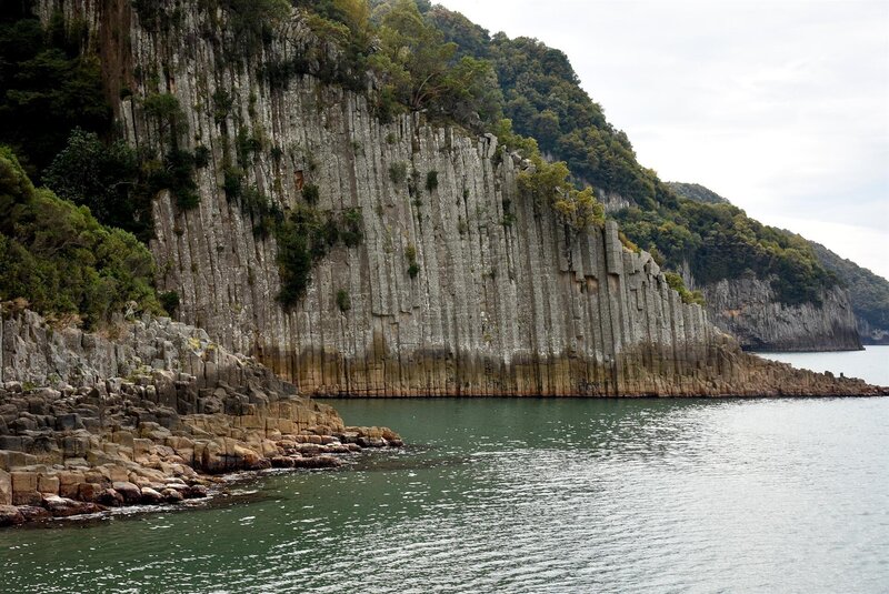 Columnar Basalt Cliffs — Green, Natural