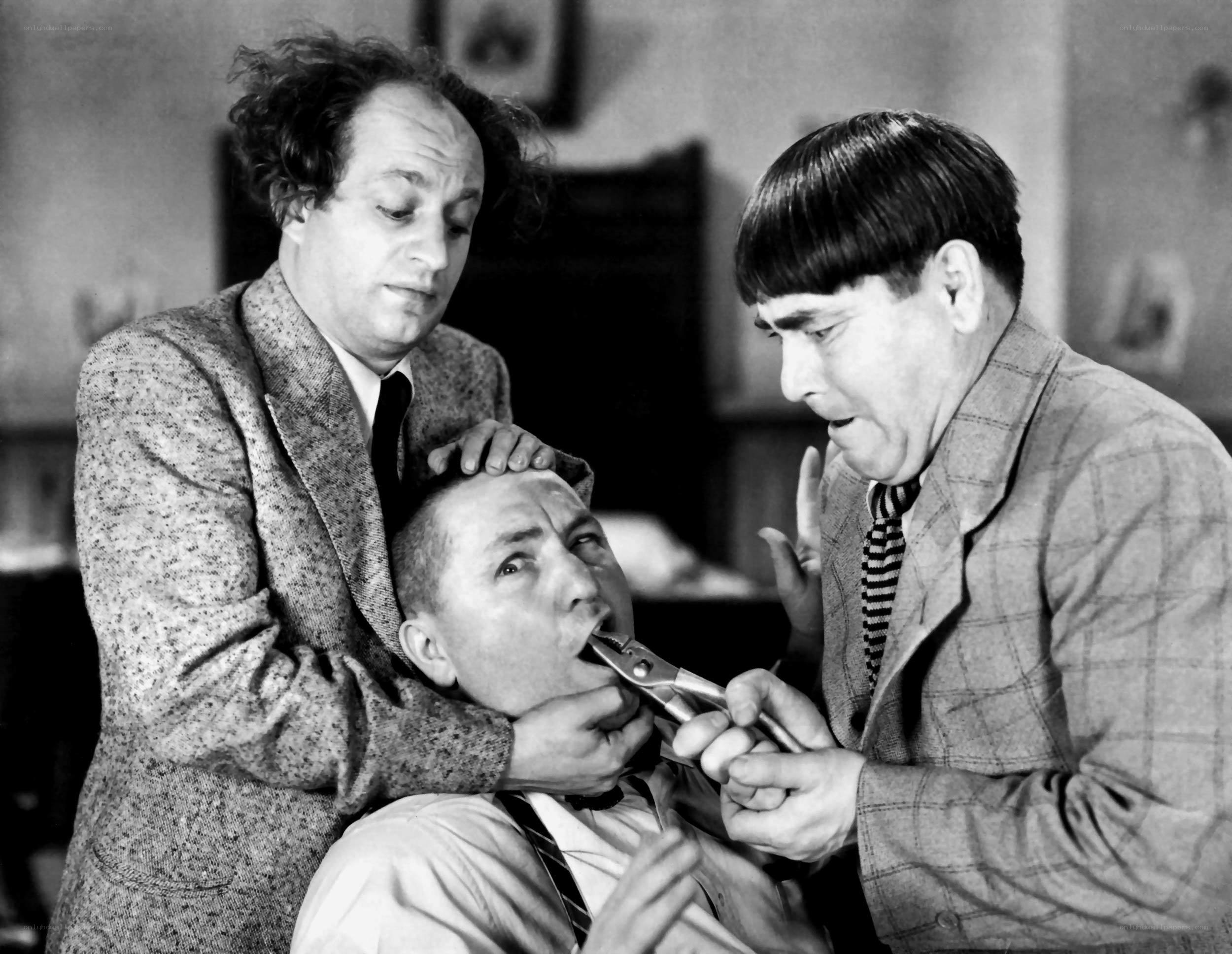 Comedic dental extraction scene